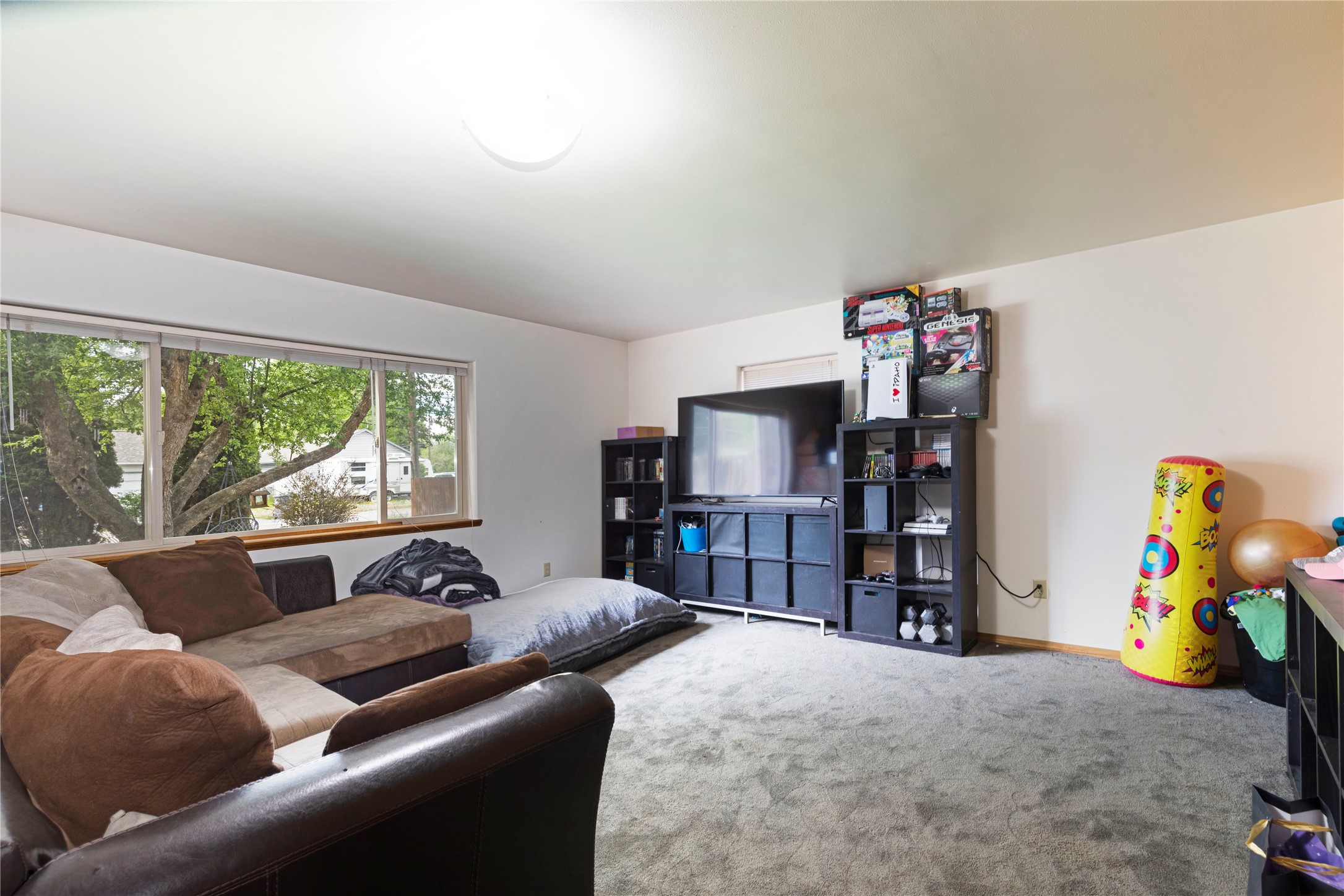 2360 River Road 2