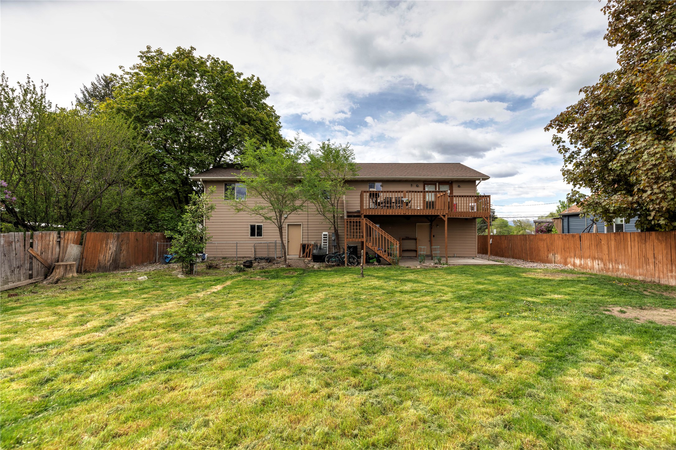 2360 River Road 2
