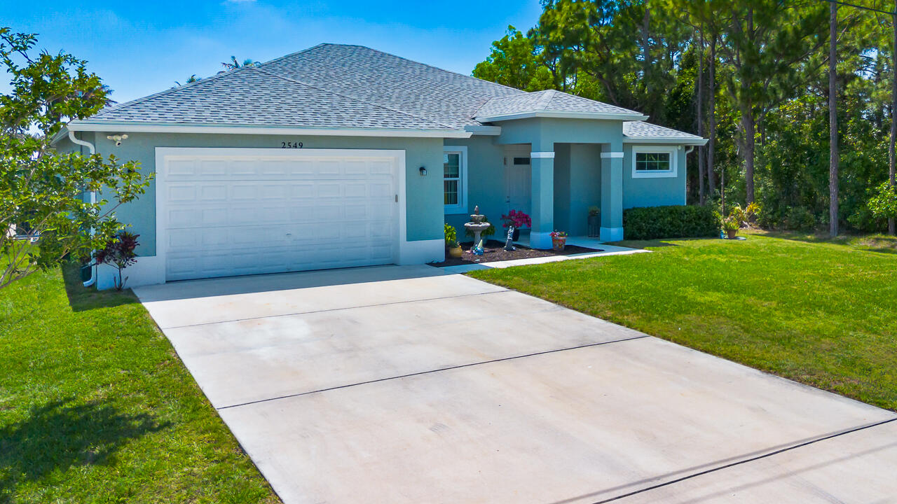 2549 SE Lyman Circle, Port St. Lucie