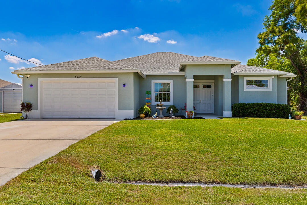 2549 SE Lyman Circle, Port St. Lucie