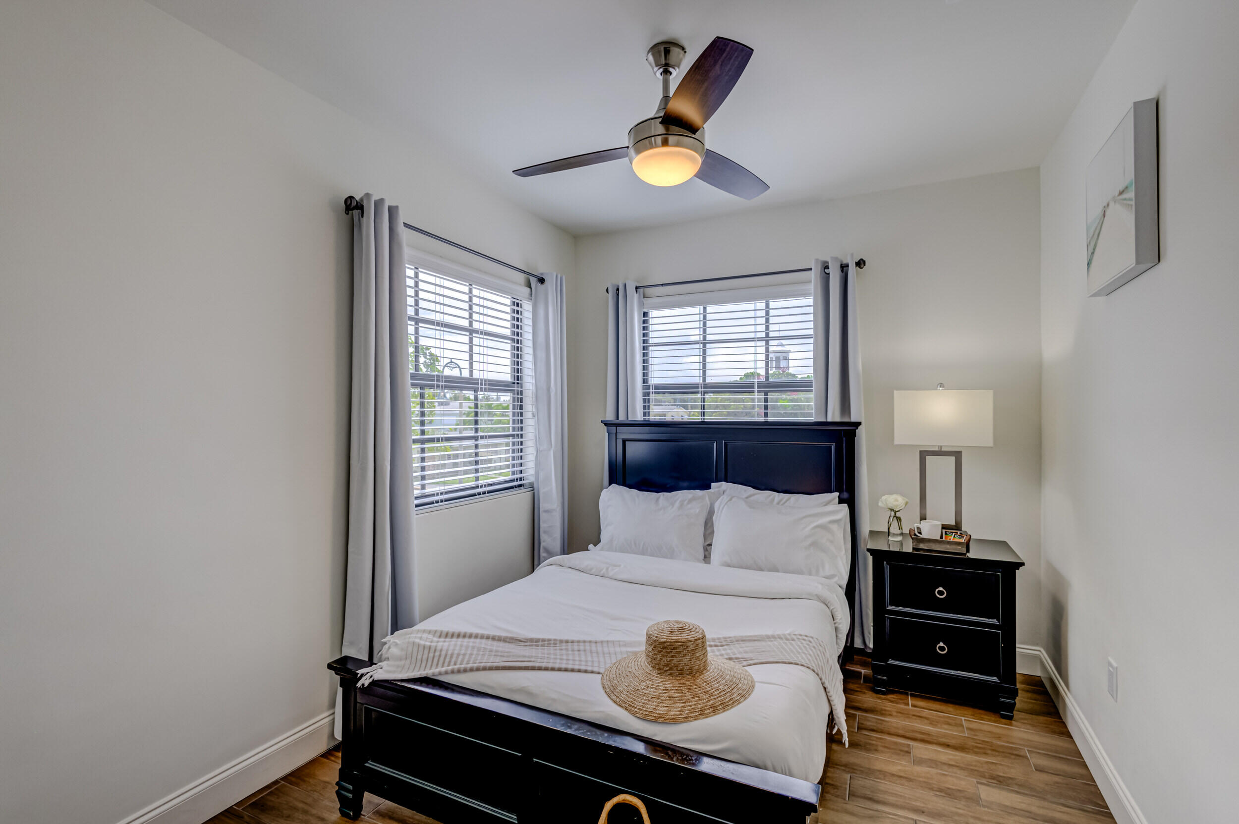 307 N Federal Highway