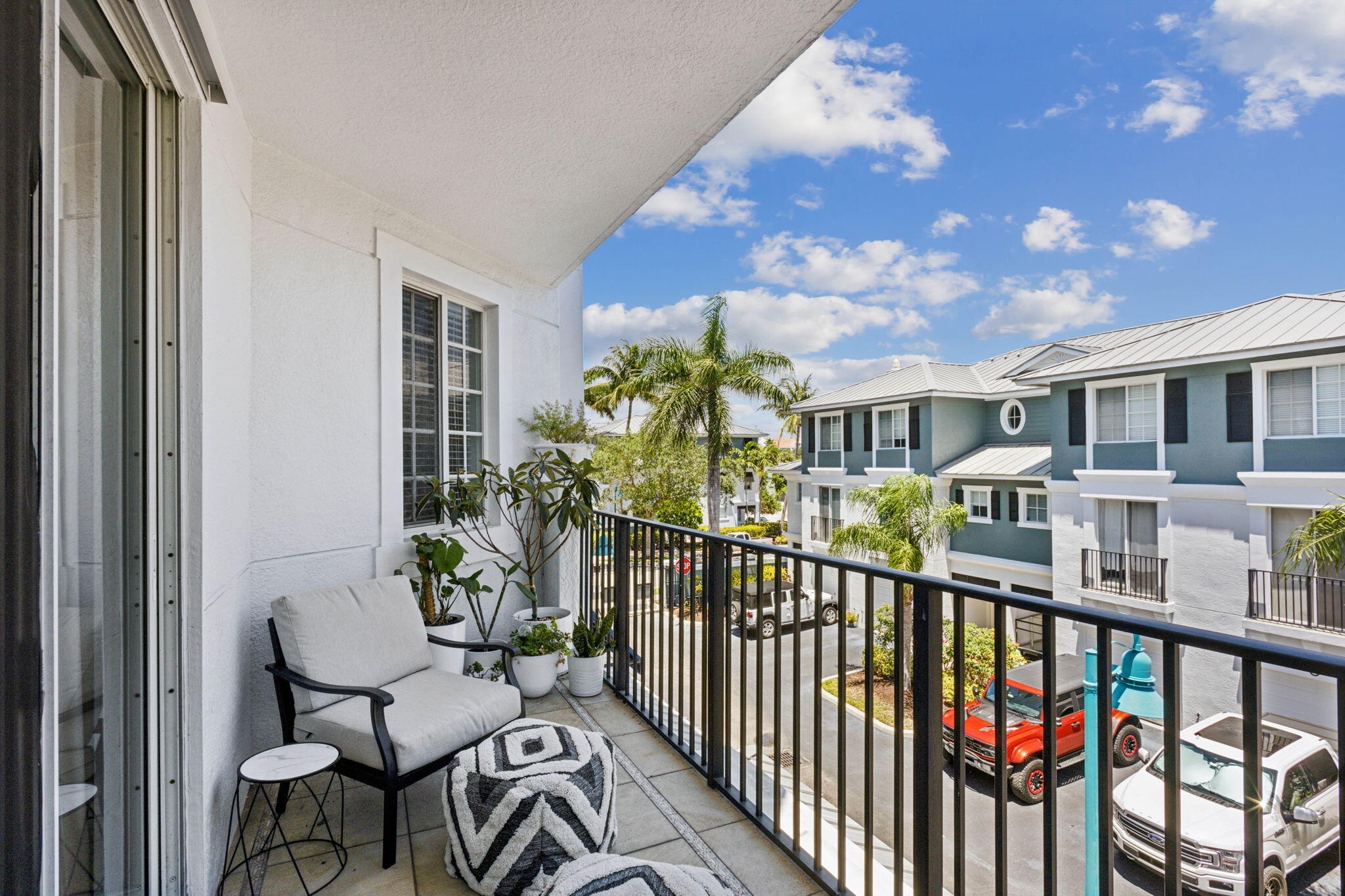 255 NE Third Avenue, 2309
