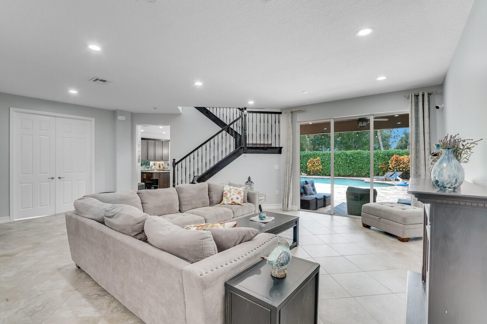 8122 Santalo Cove Court