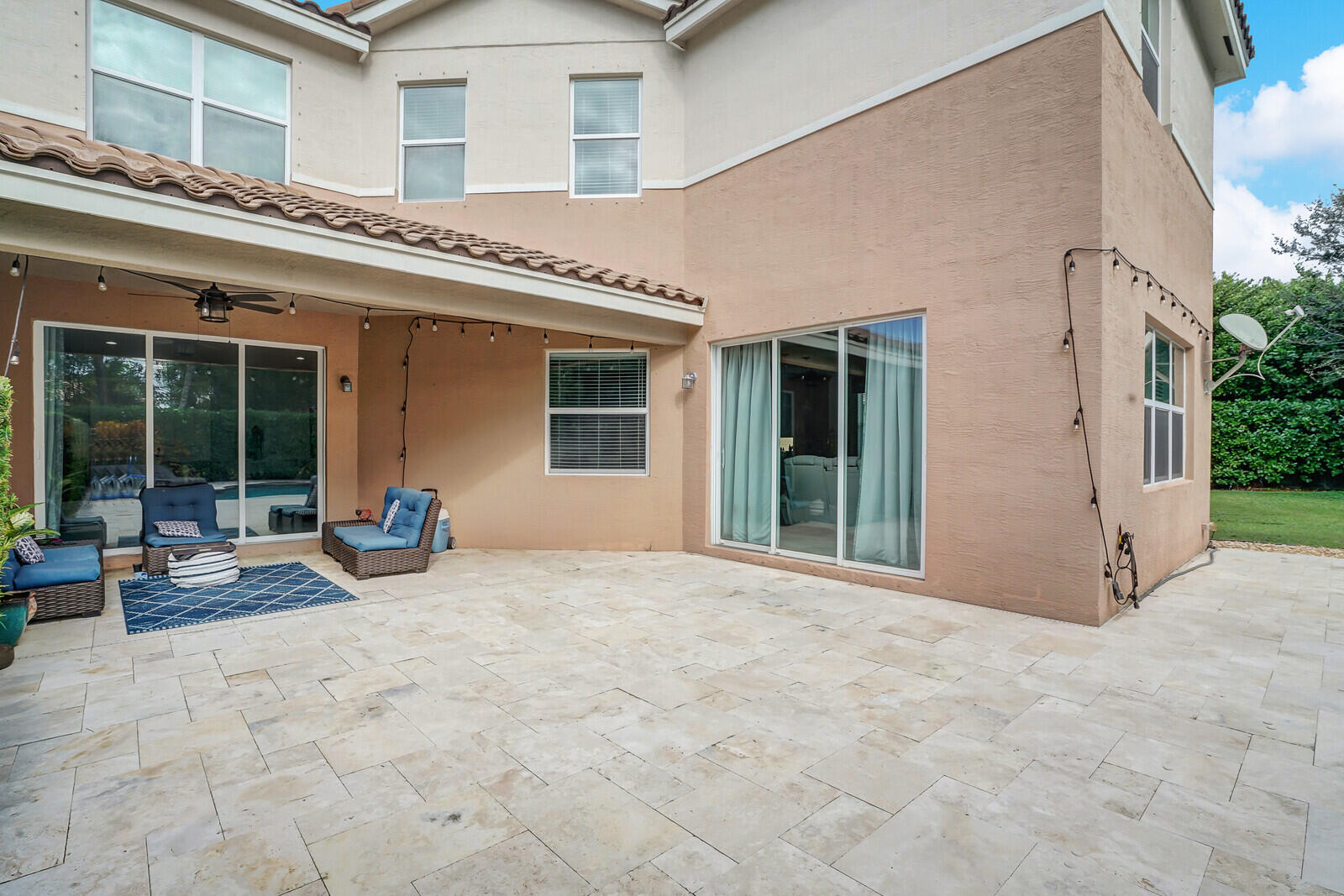 8122 Santalo Cove Court