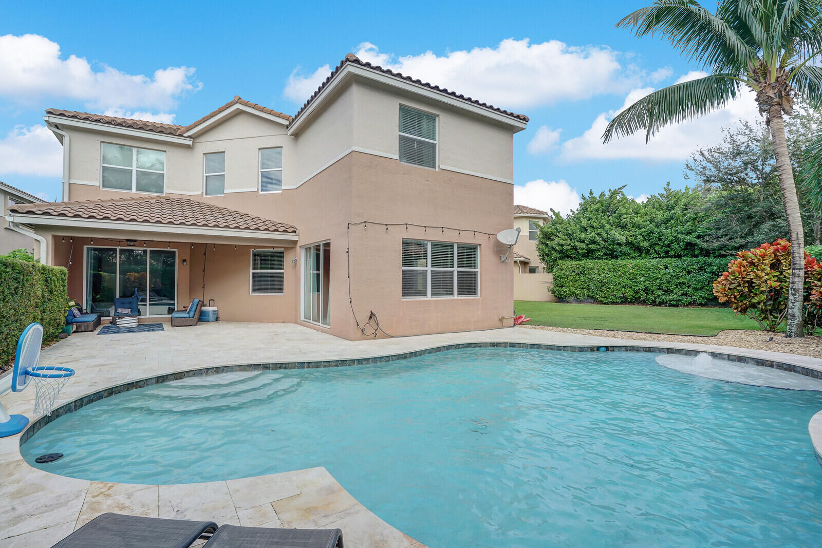 8122 Santalo Cove Court