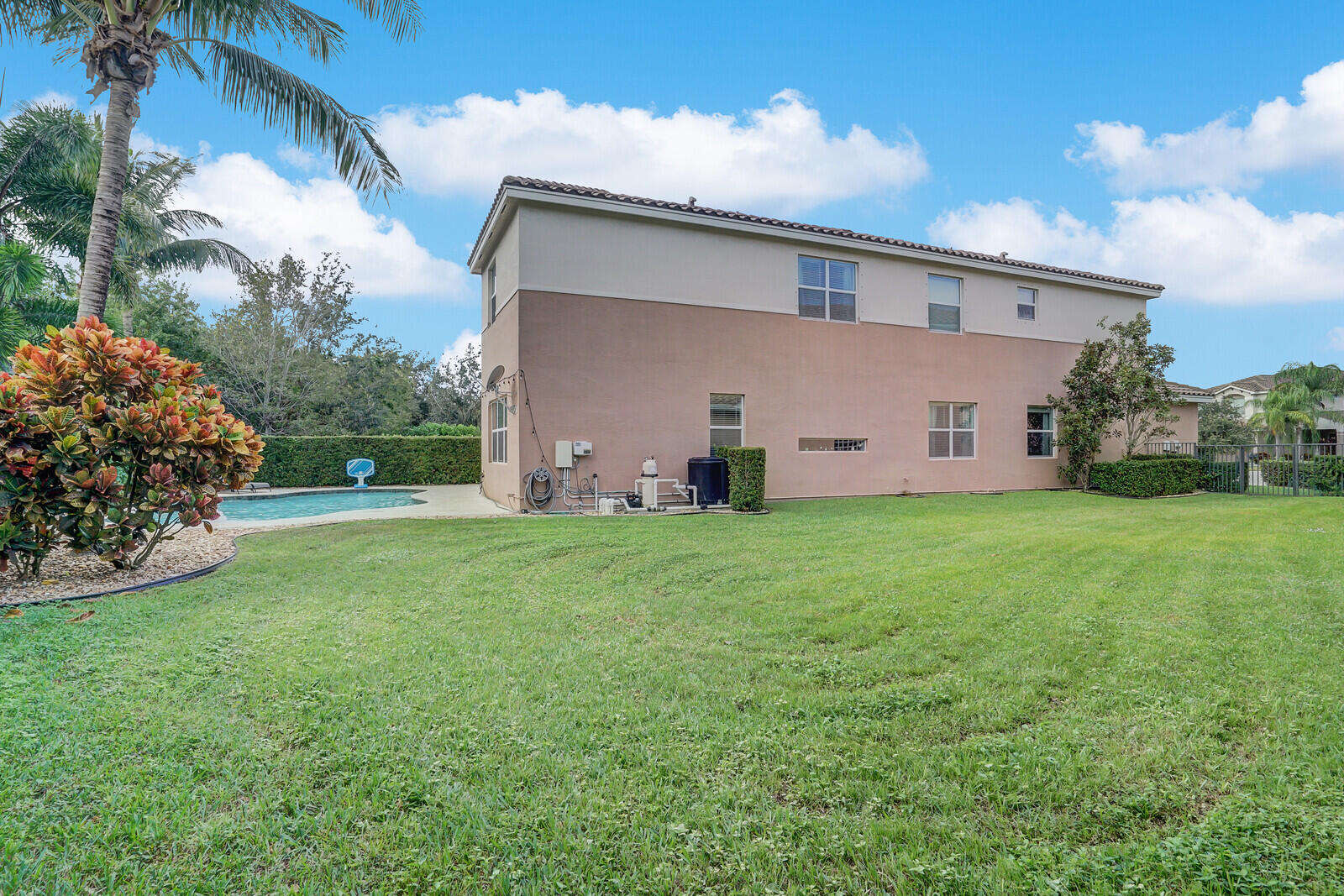 8122 Santalo Cove Court