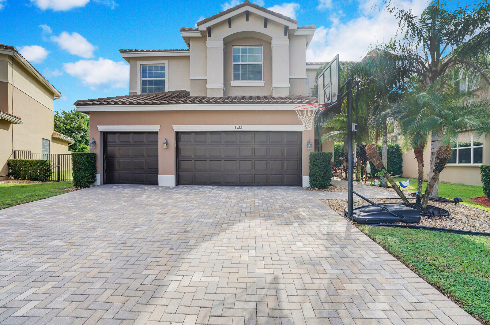 8122 Santalo Cove Court