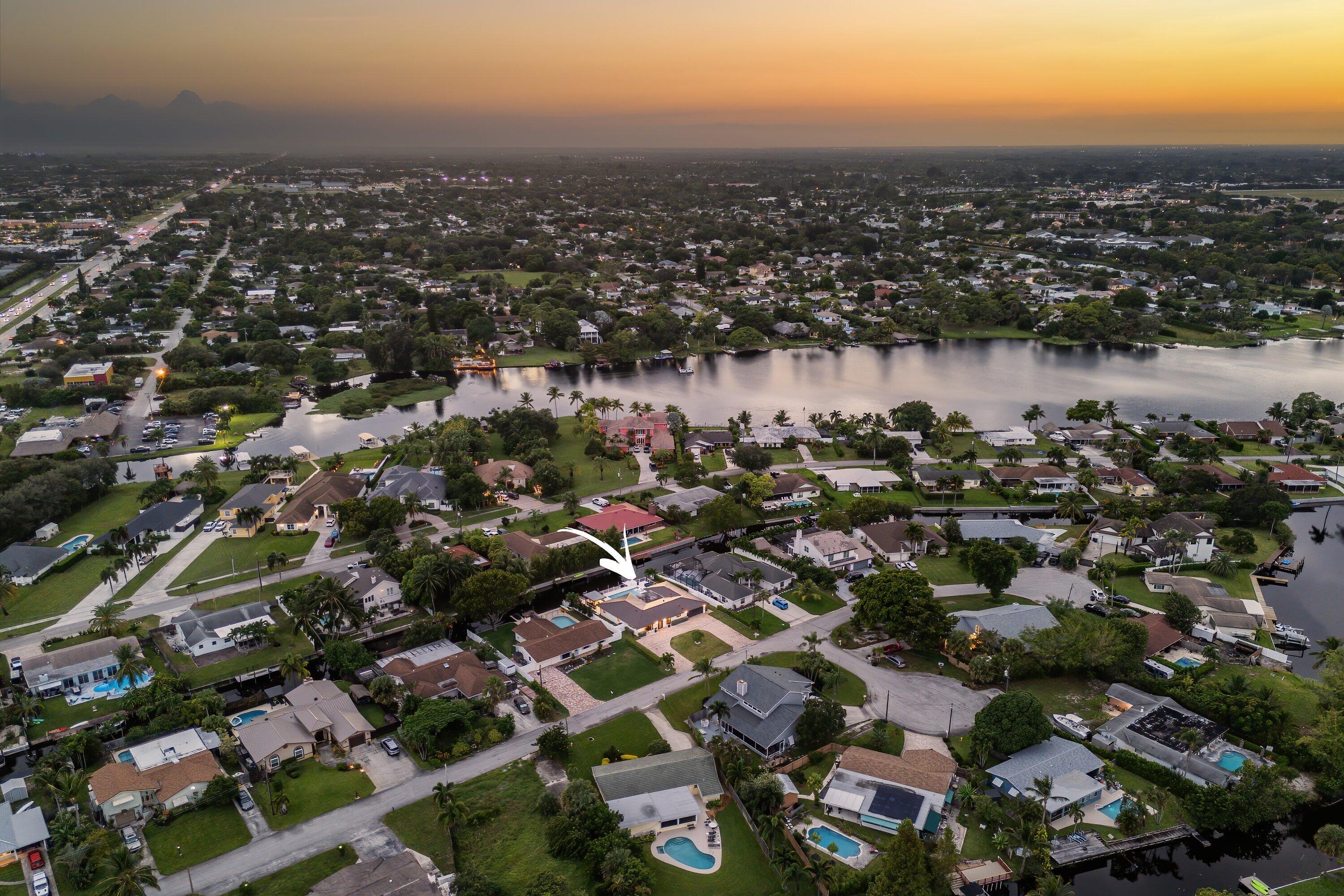 6853 Bayshore Drive
