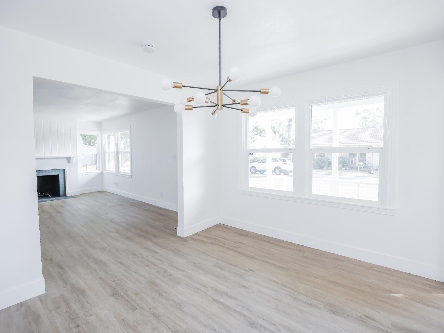 3435 Truckee Way