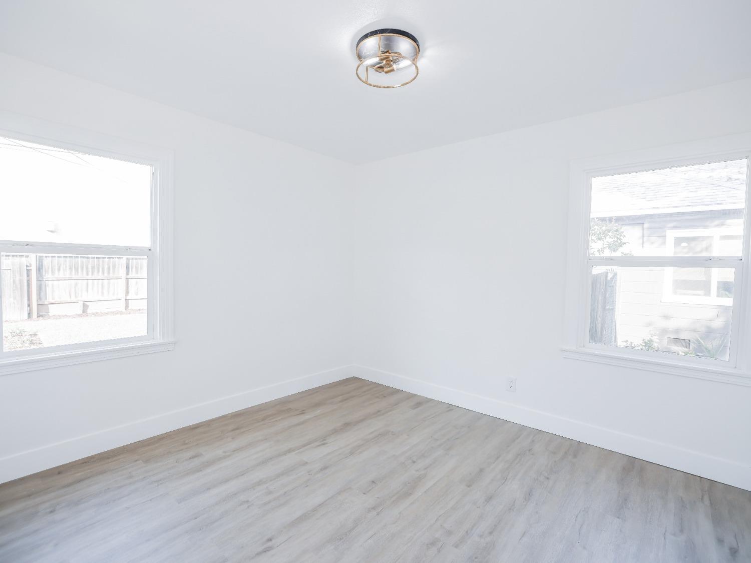 3435 Truckee Way