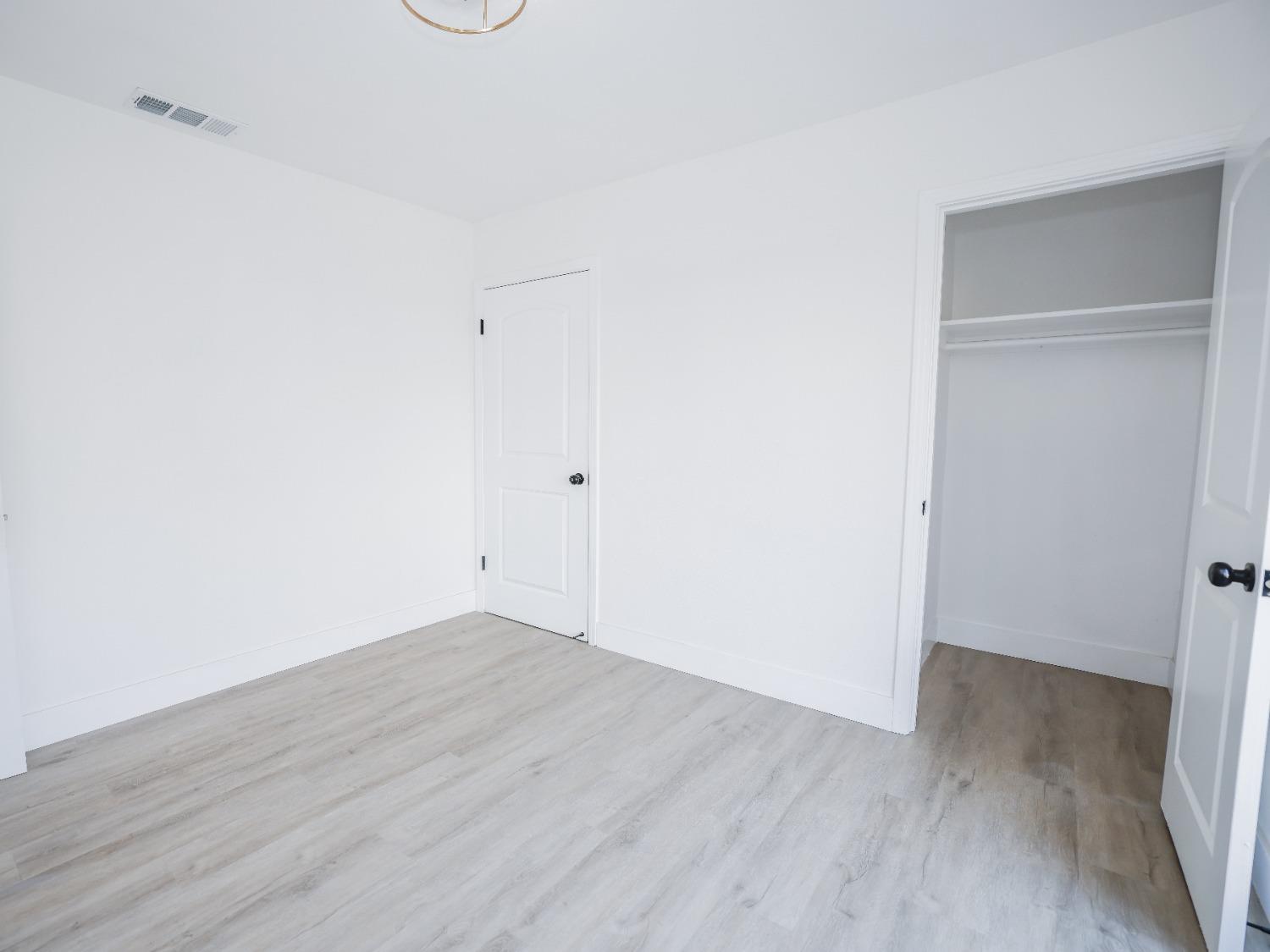 3435 Truckee Way