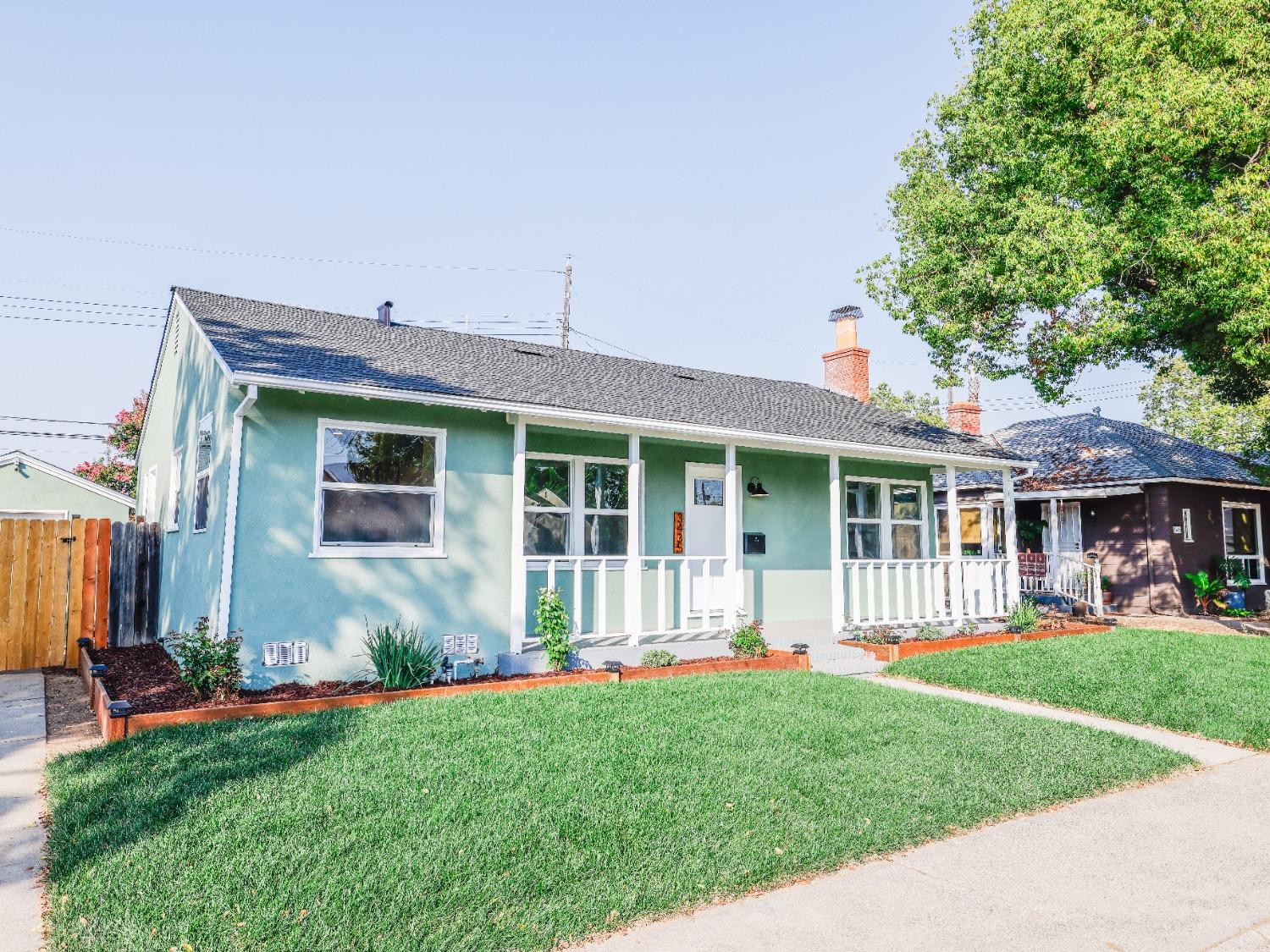 3435 Truckee Way