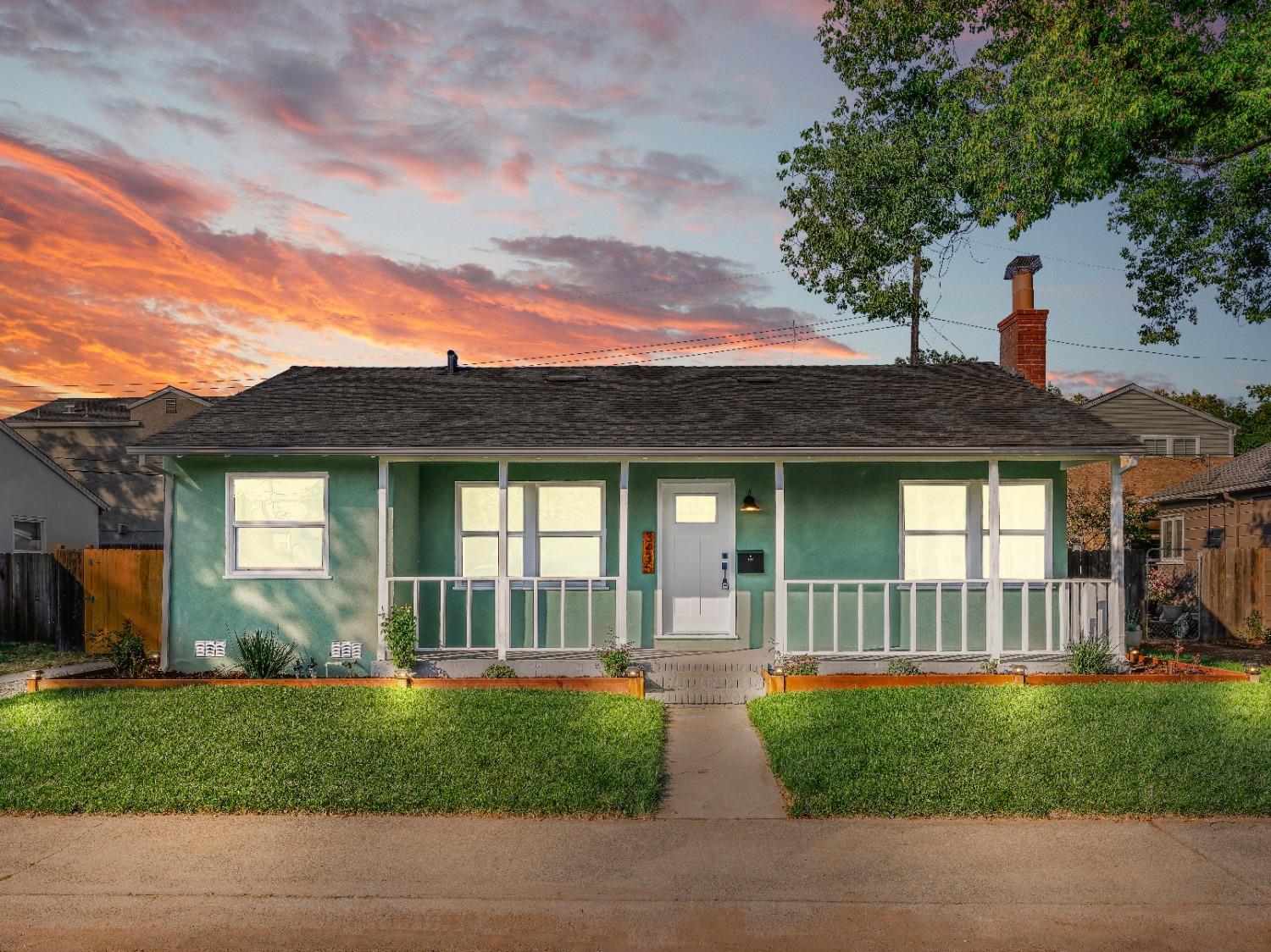 3435 Truckee Way