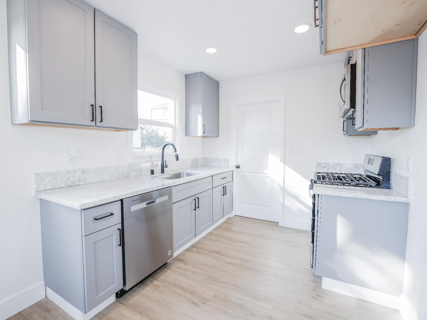 3435 Truckee Way