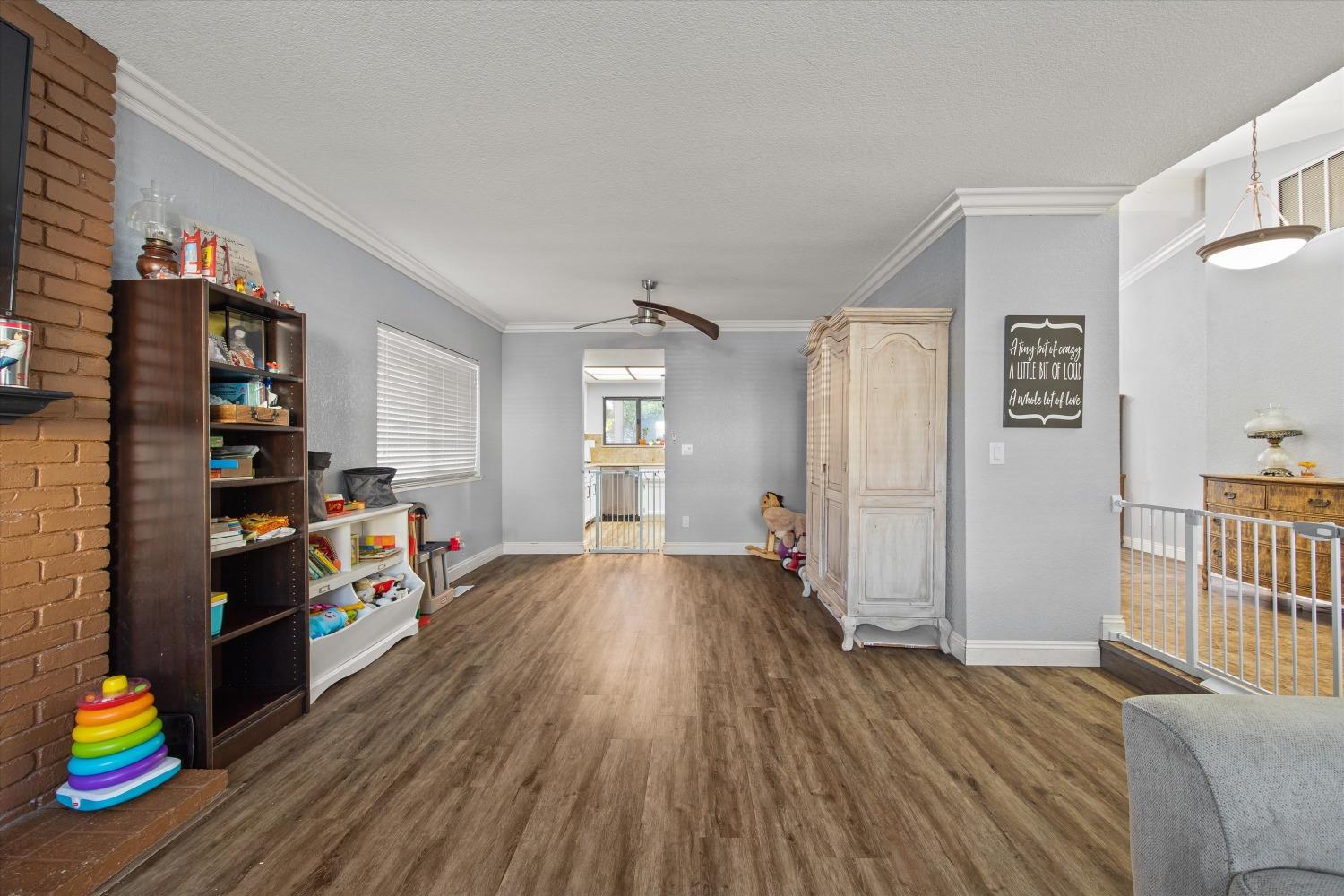 6133 Kifisia Way