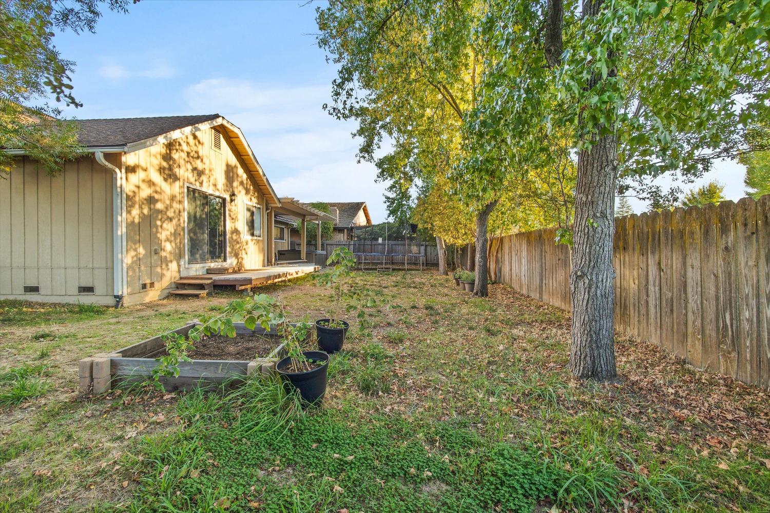 6133 Kifisia Way