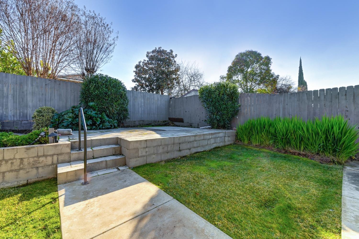 4888 Vogelsang Drive