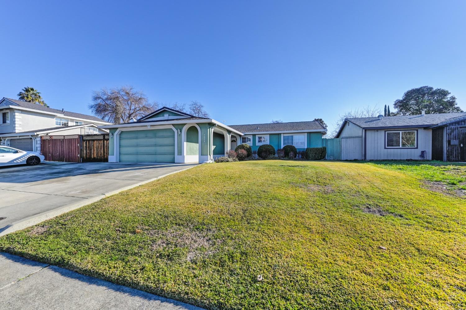 4888 Vogelsang Drive