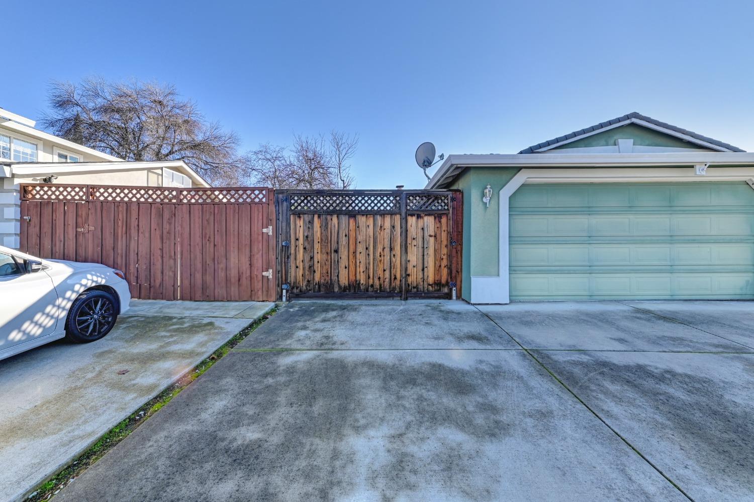 4888 Vogelsang Drive