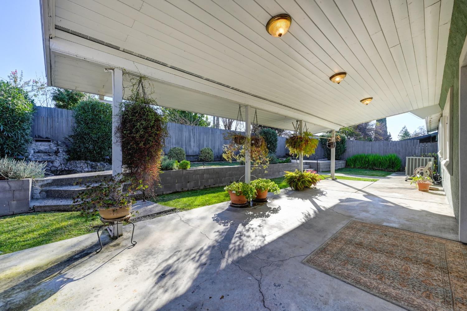 4888 Vogelsang Drive