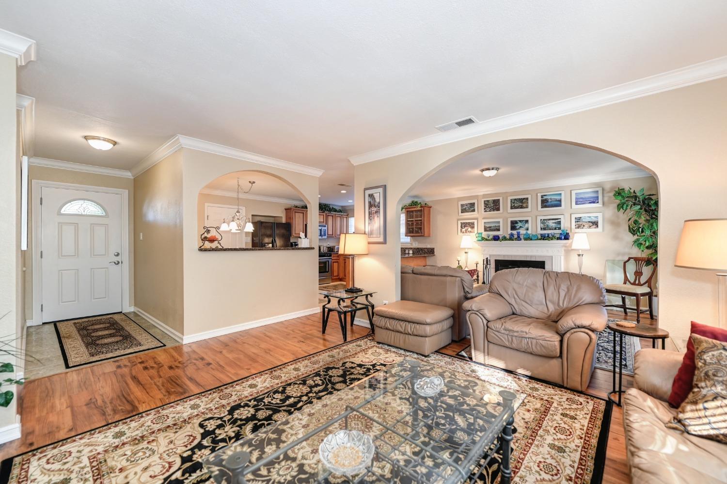 4888 Vogelsang Drive