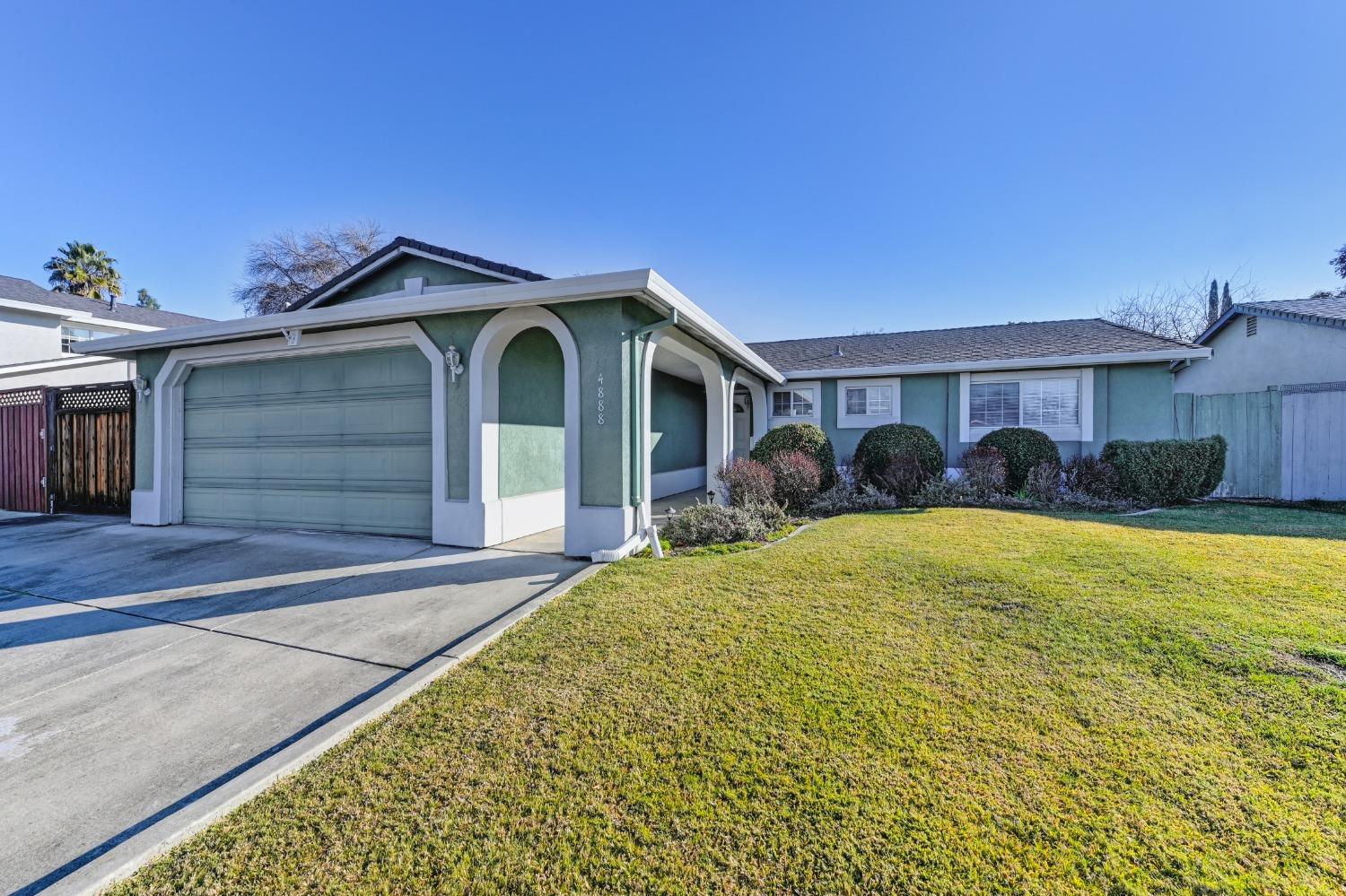 4888 Vogelsang Drive