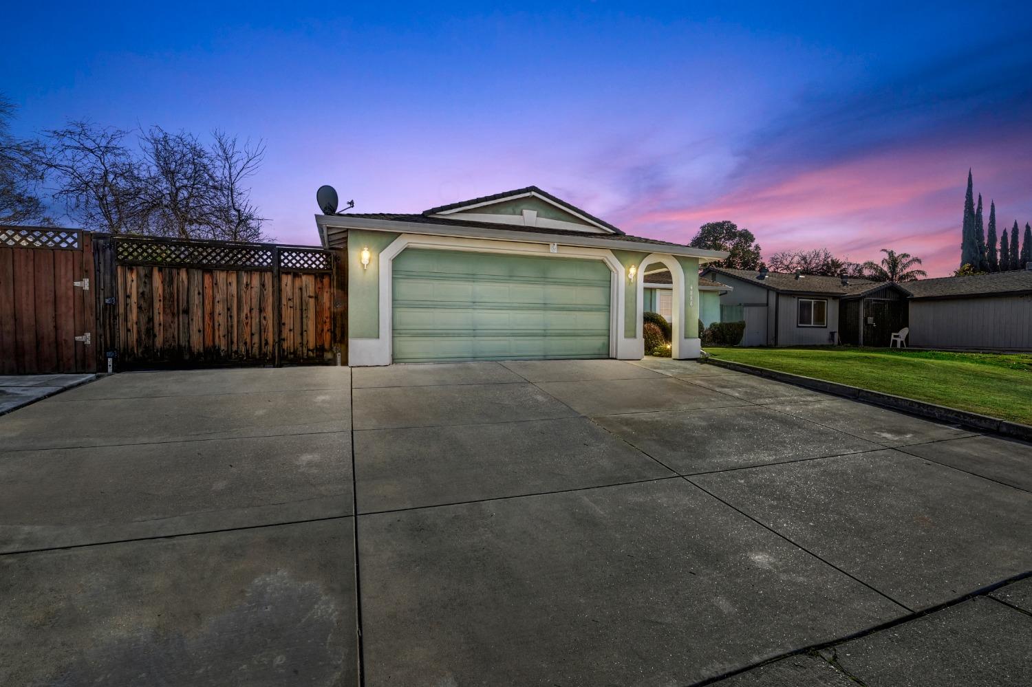 4888 Vogelsang Drive