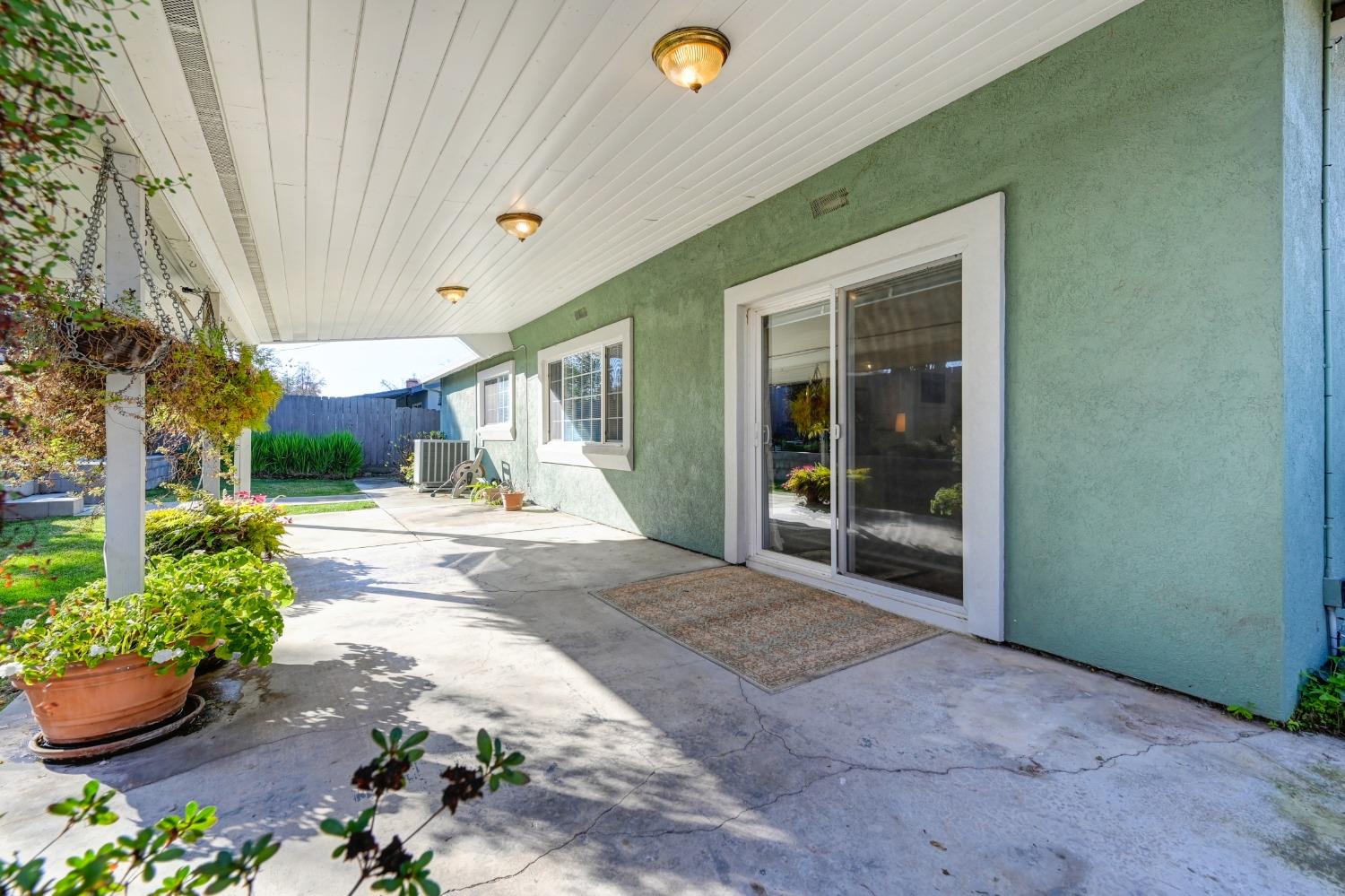 4888 Vogelsang Drive