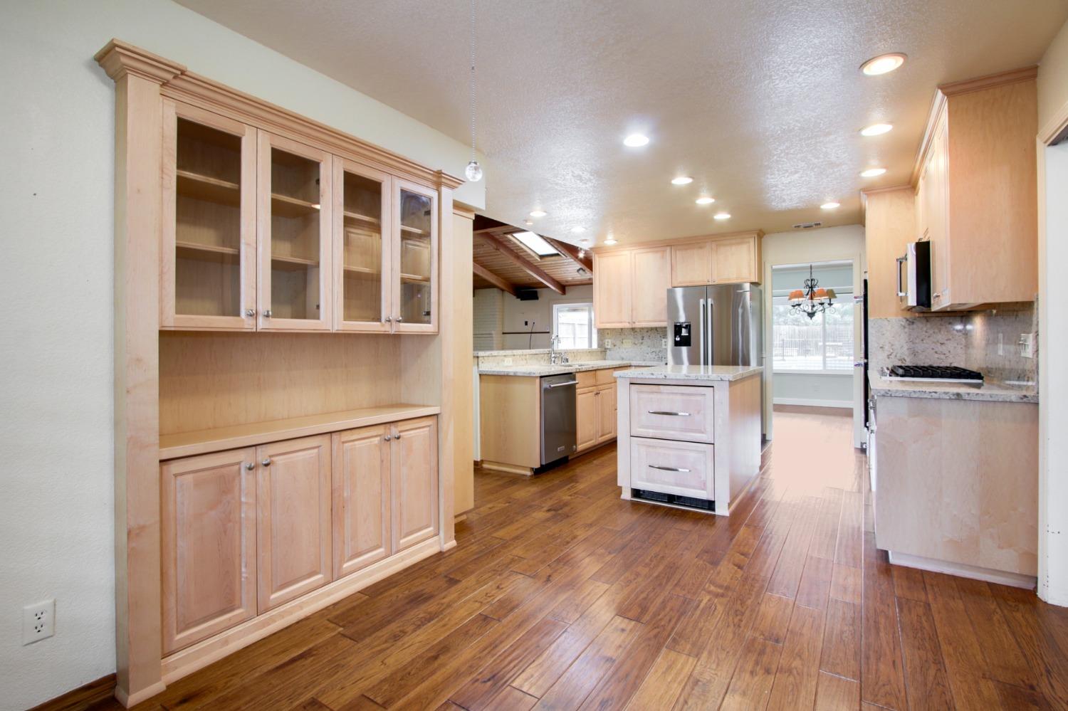 1036 Kensington Drive