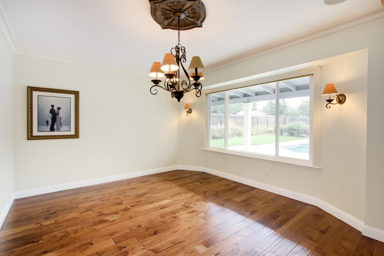 1036 Kensington Drive