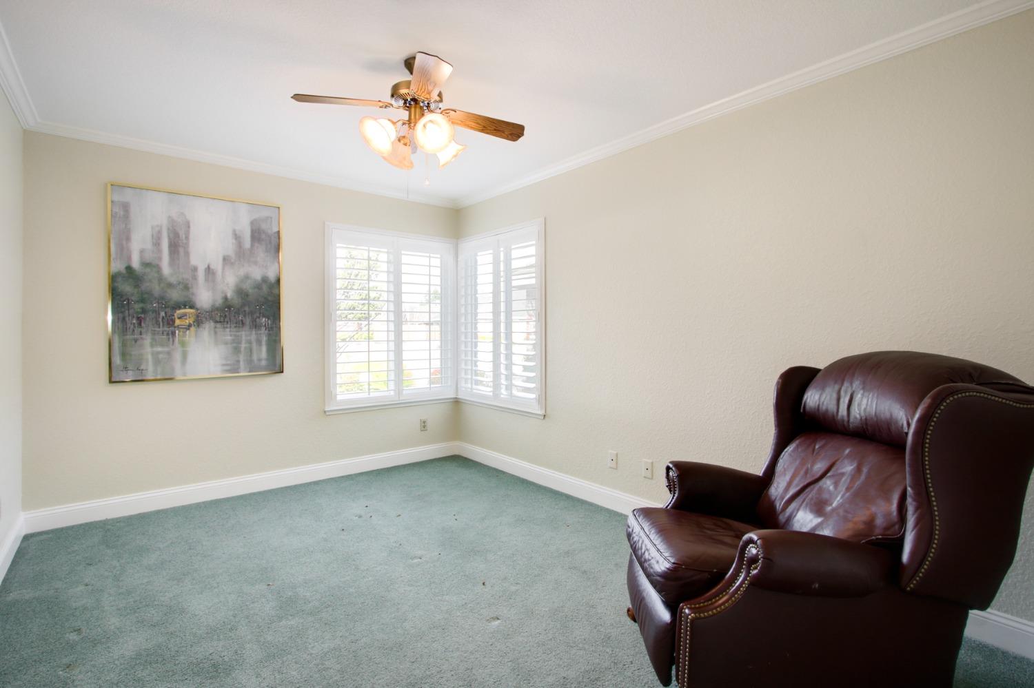 1036 Kensington Drive