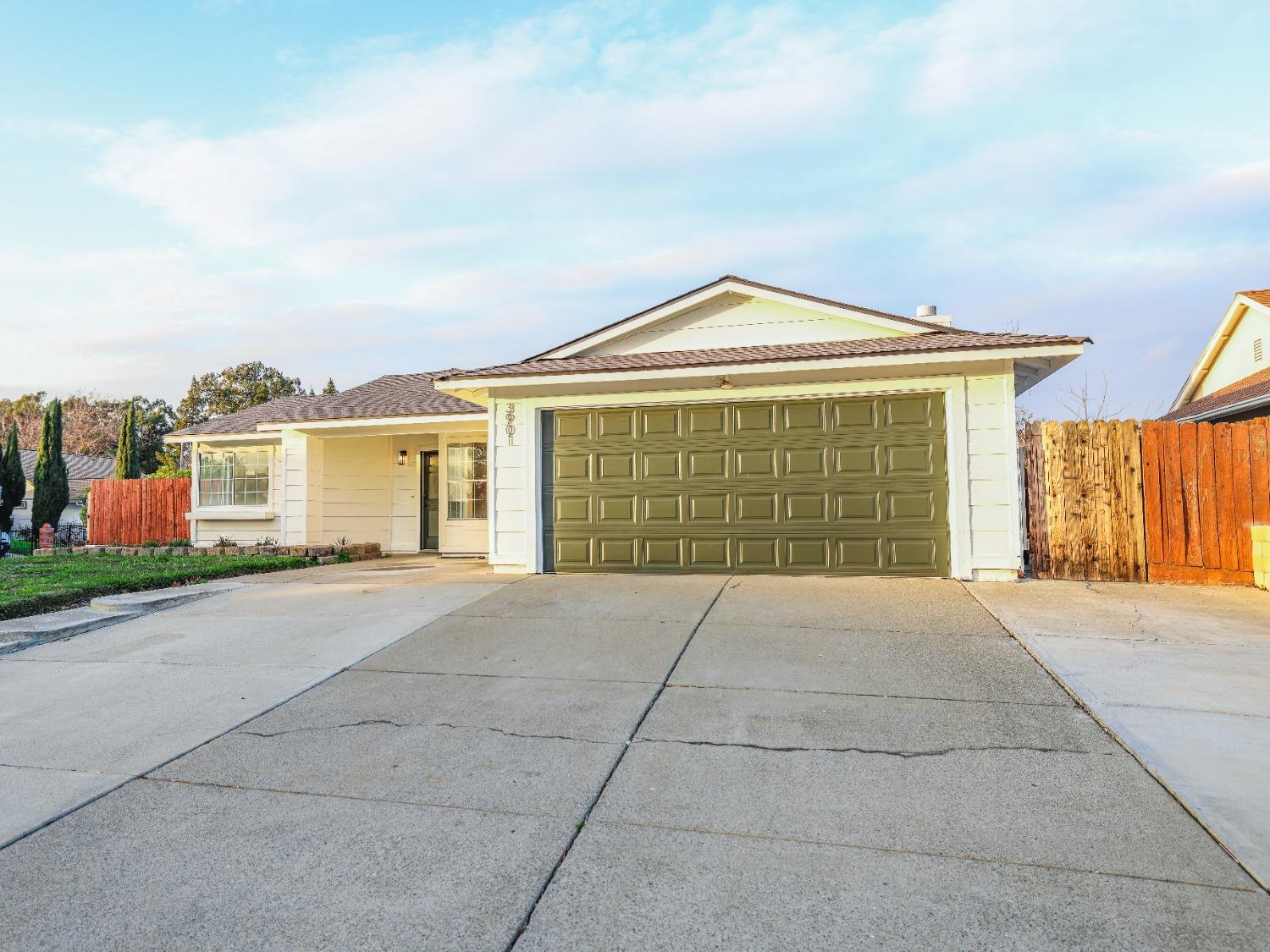 3901 Sequoia Way