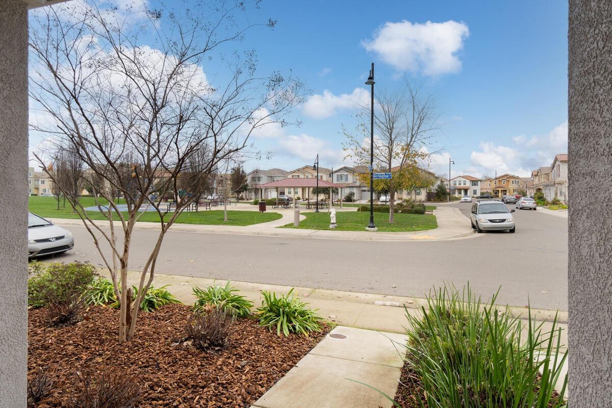 10890 Arrington Drive