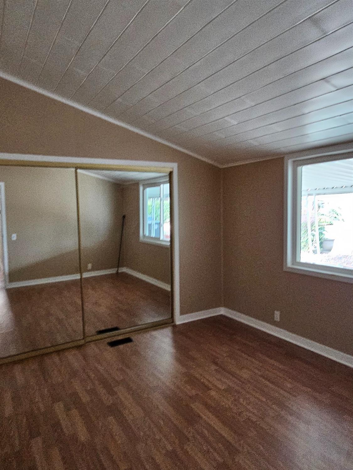 6608 Grosse Point Court