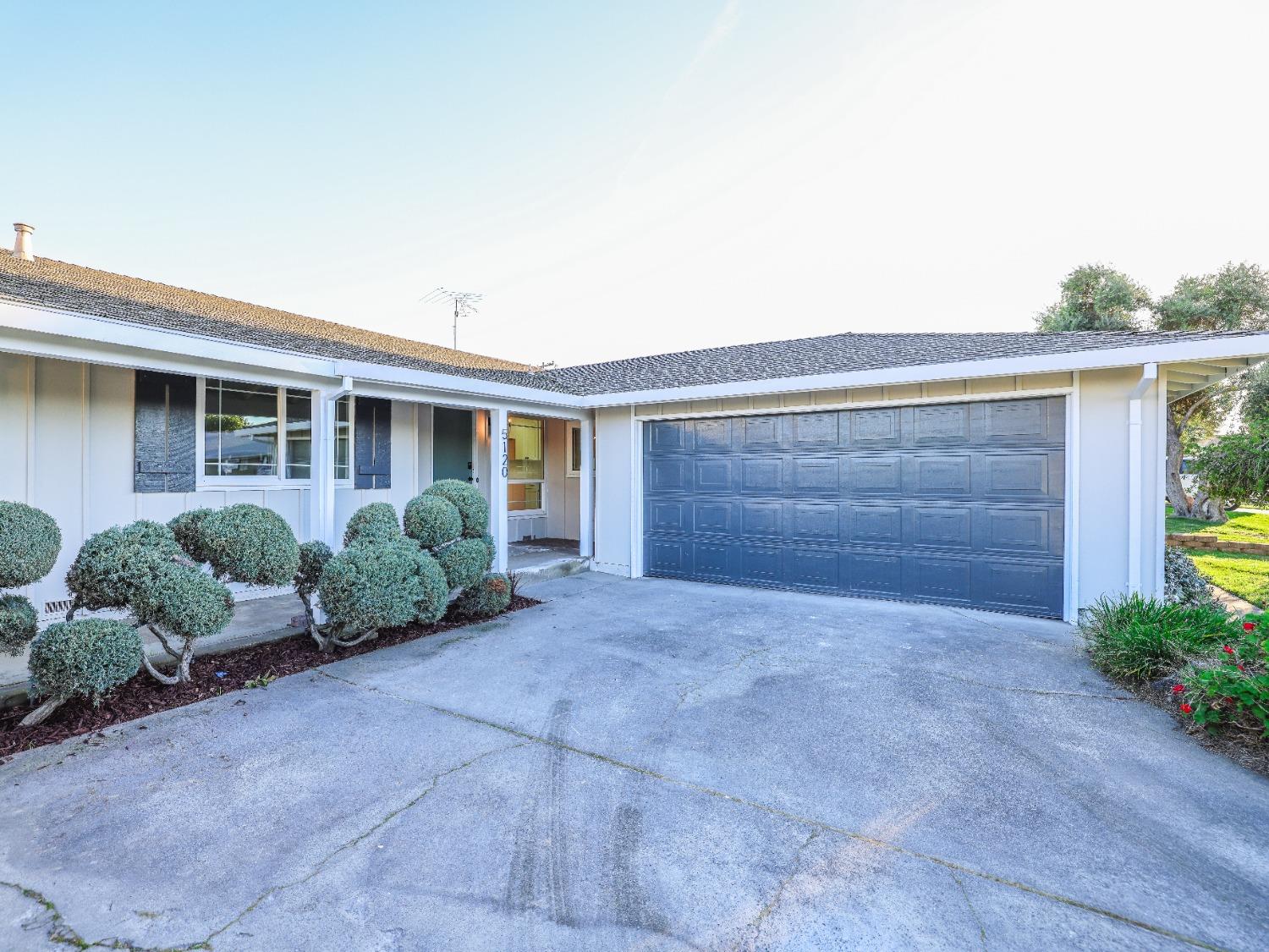 5120 Cimarron Way