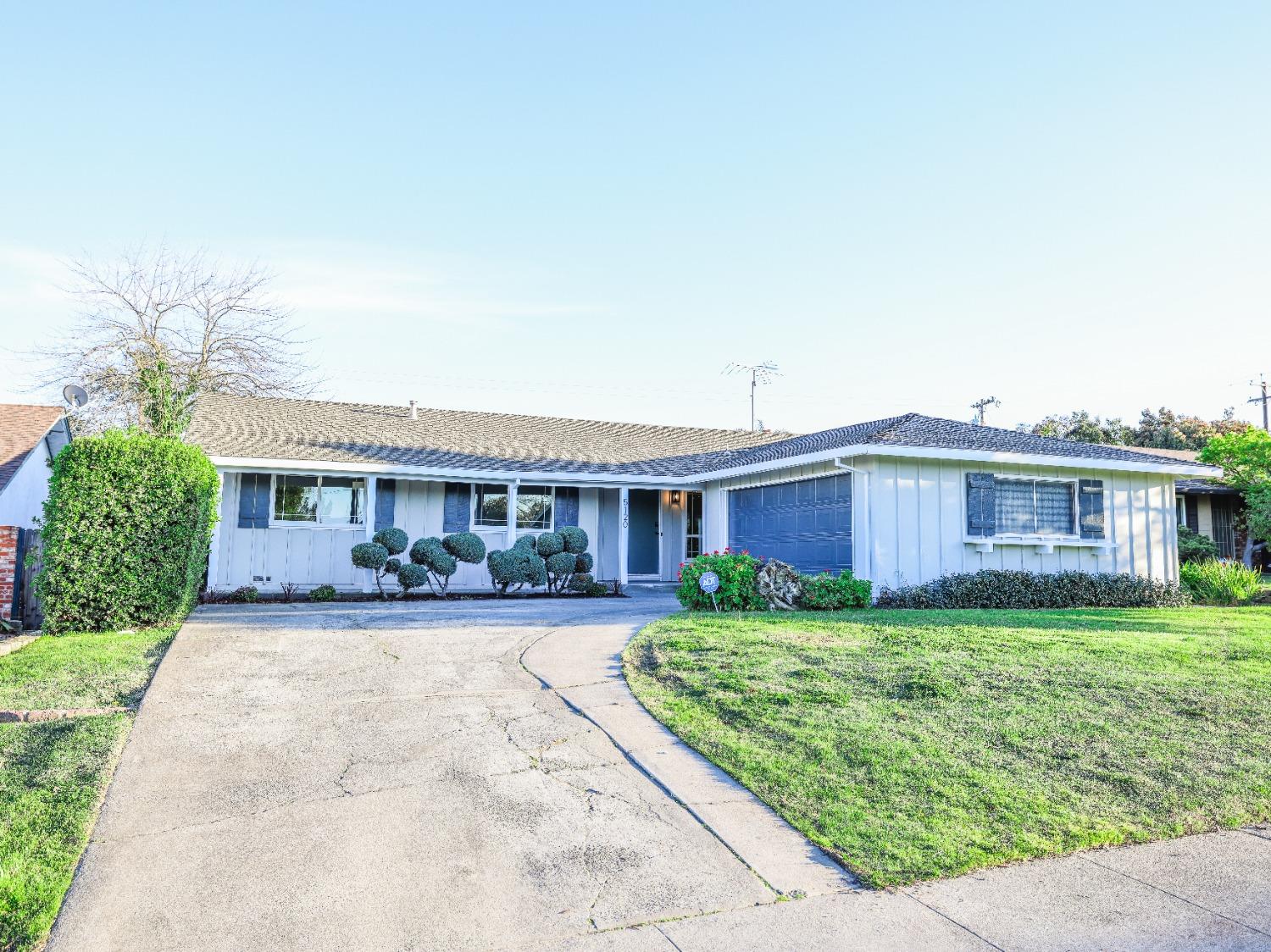 5120 Cimarron Way