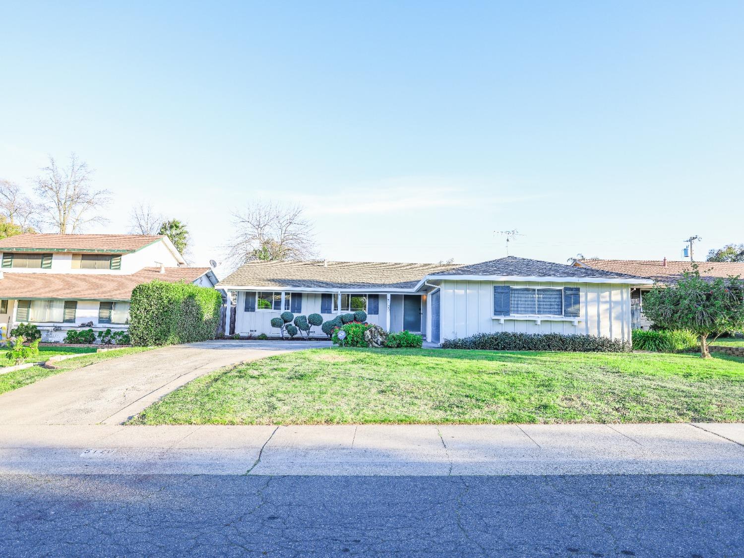 5120 Cimarron Way