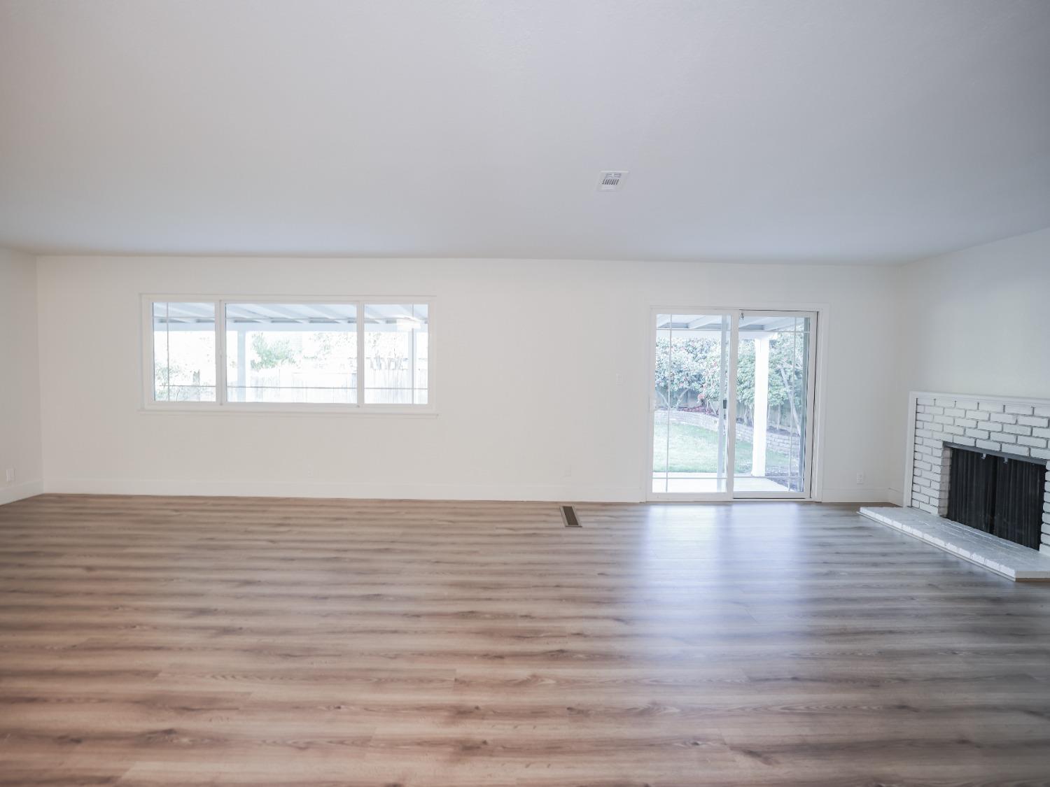 5120 Cimarron Way