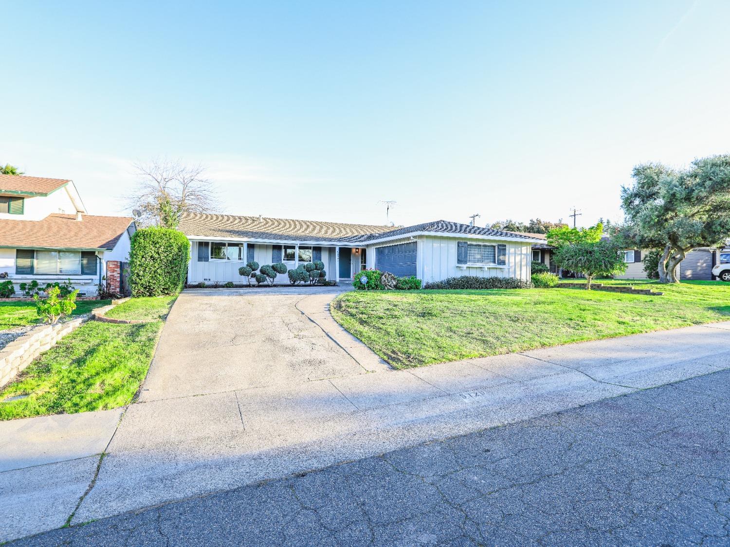 5120 Cimarron Way