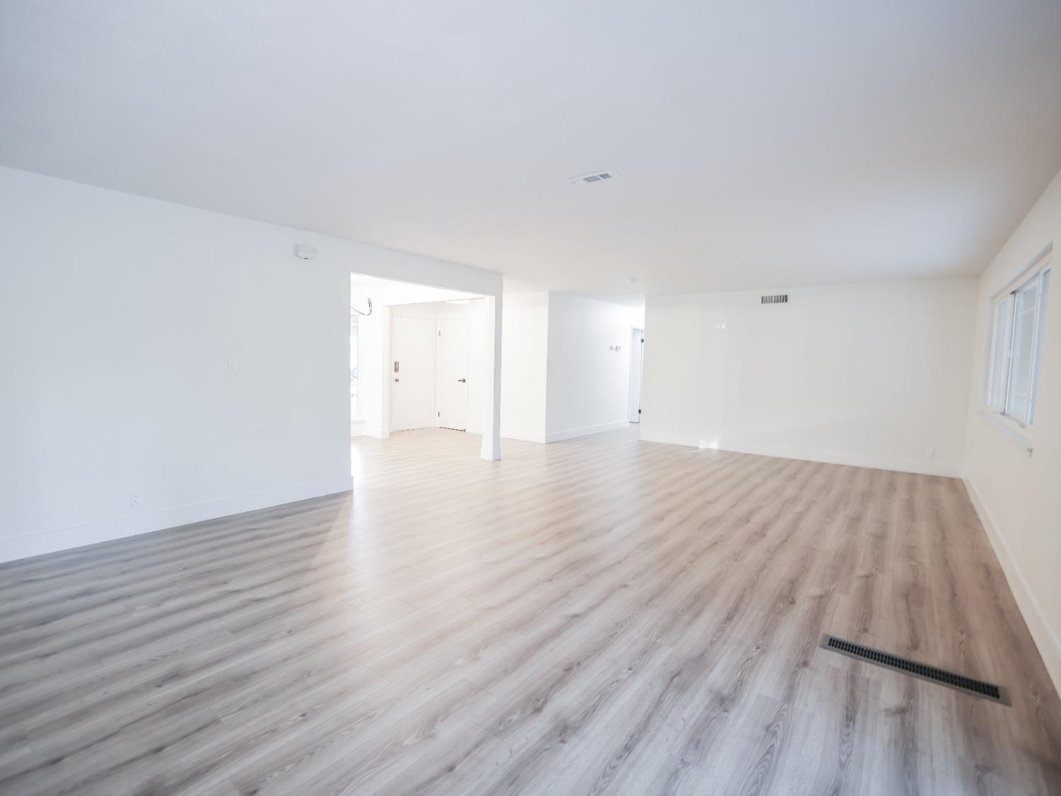 5120 Cimarron Way