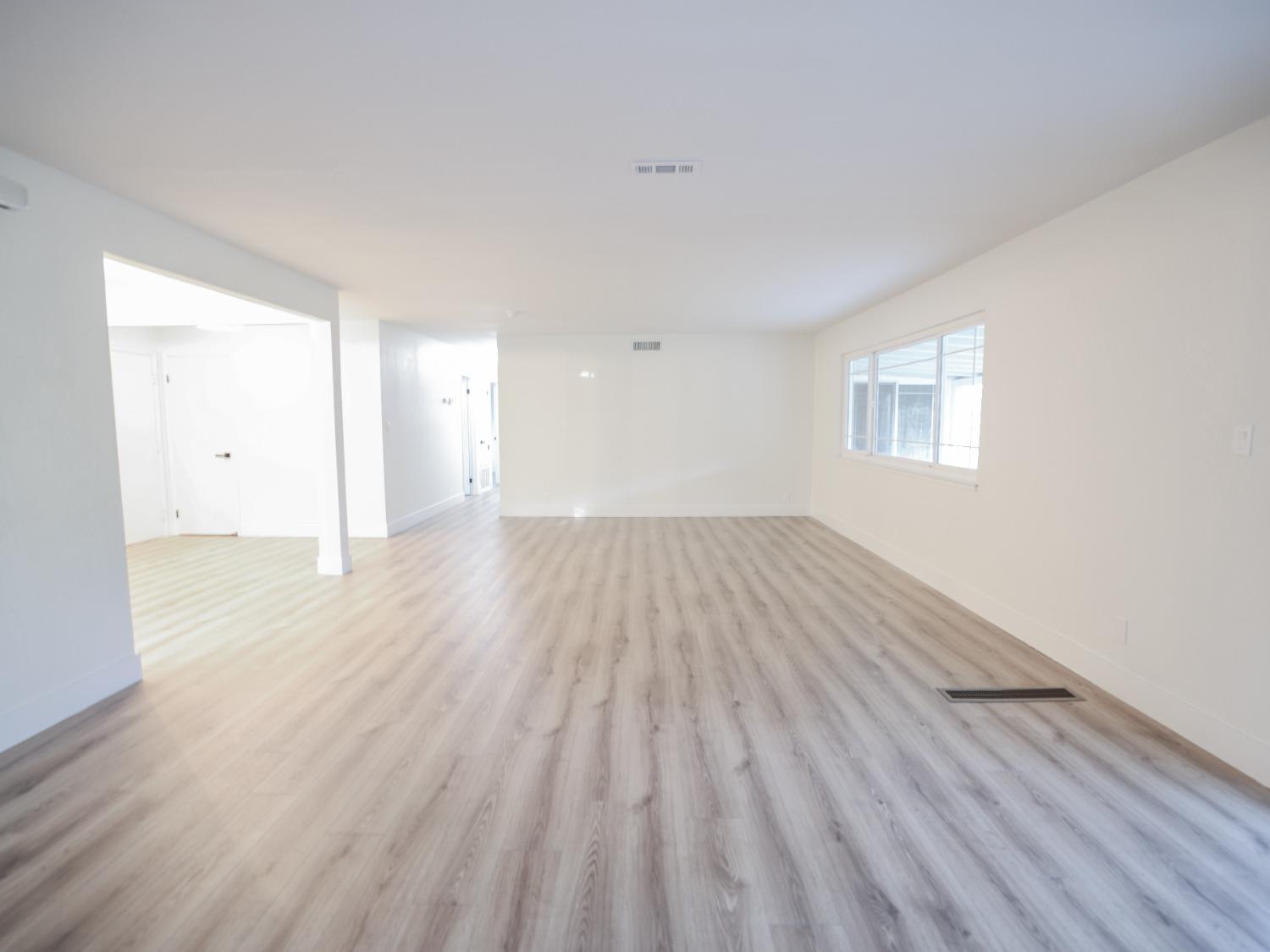 5120 Cimarron Way