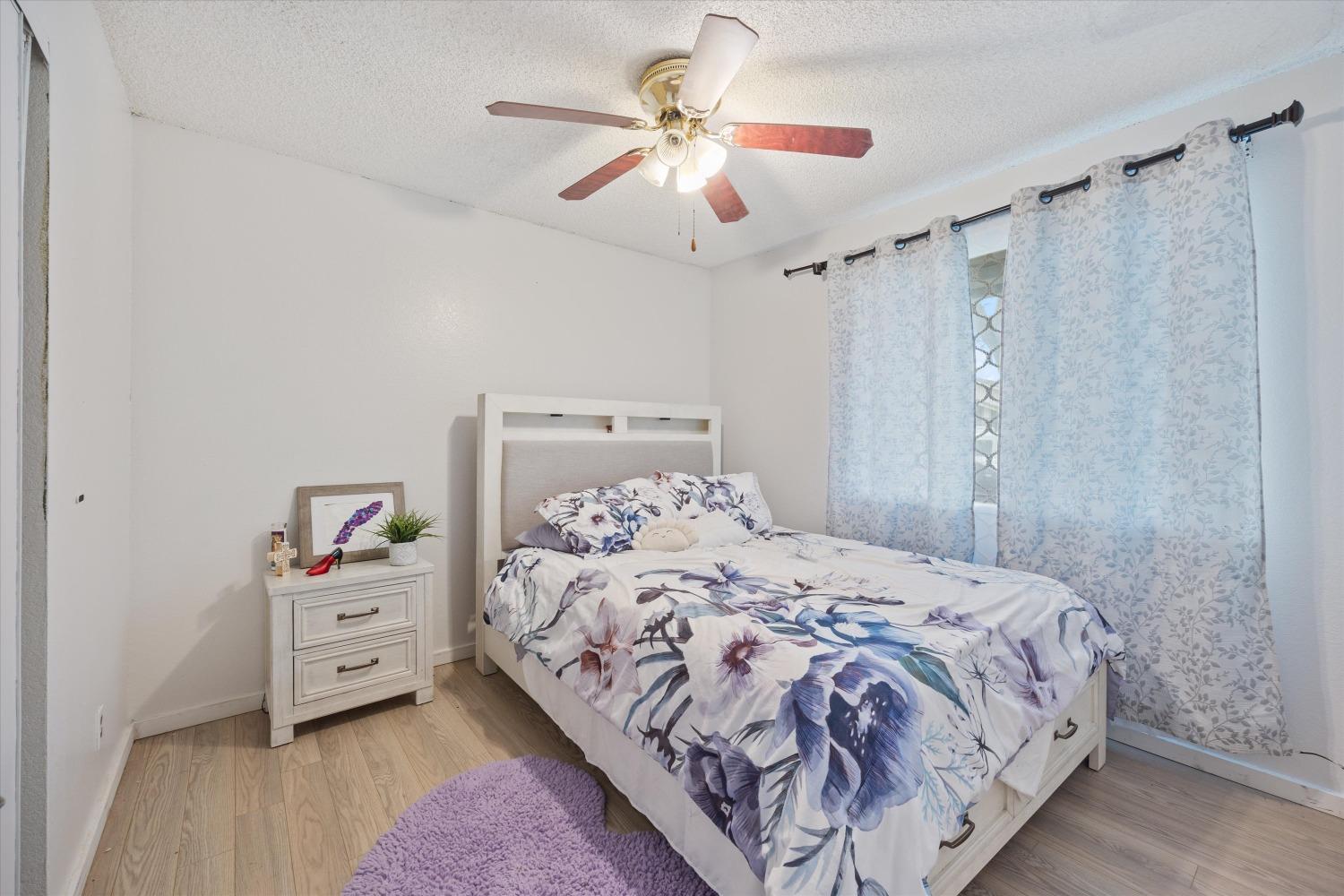 7628 Harmony Oaks Way