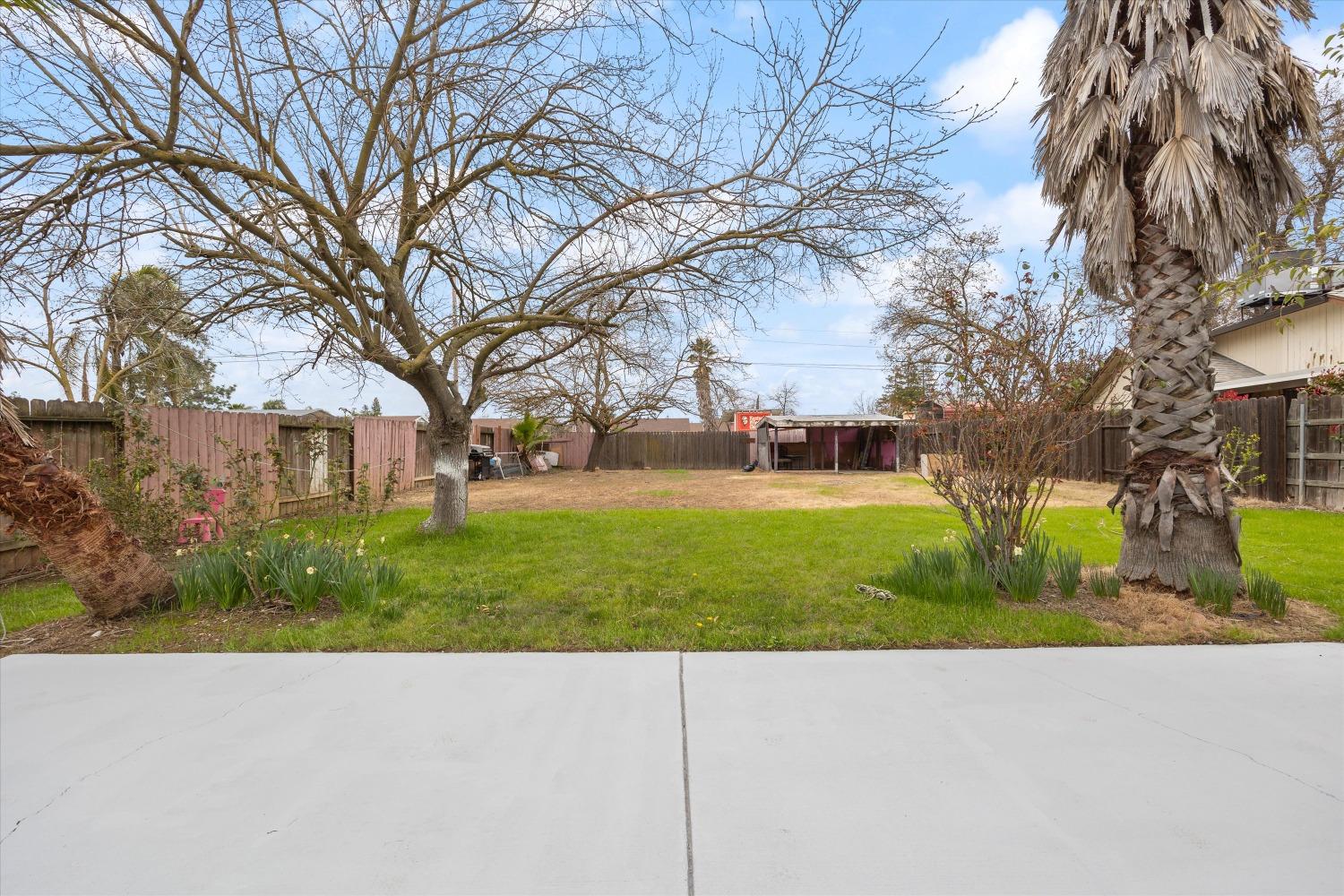 7628 Harmony Oaks Way