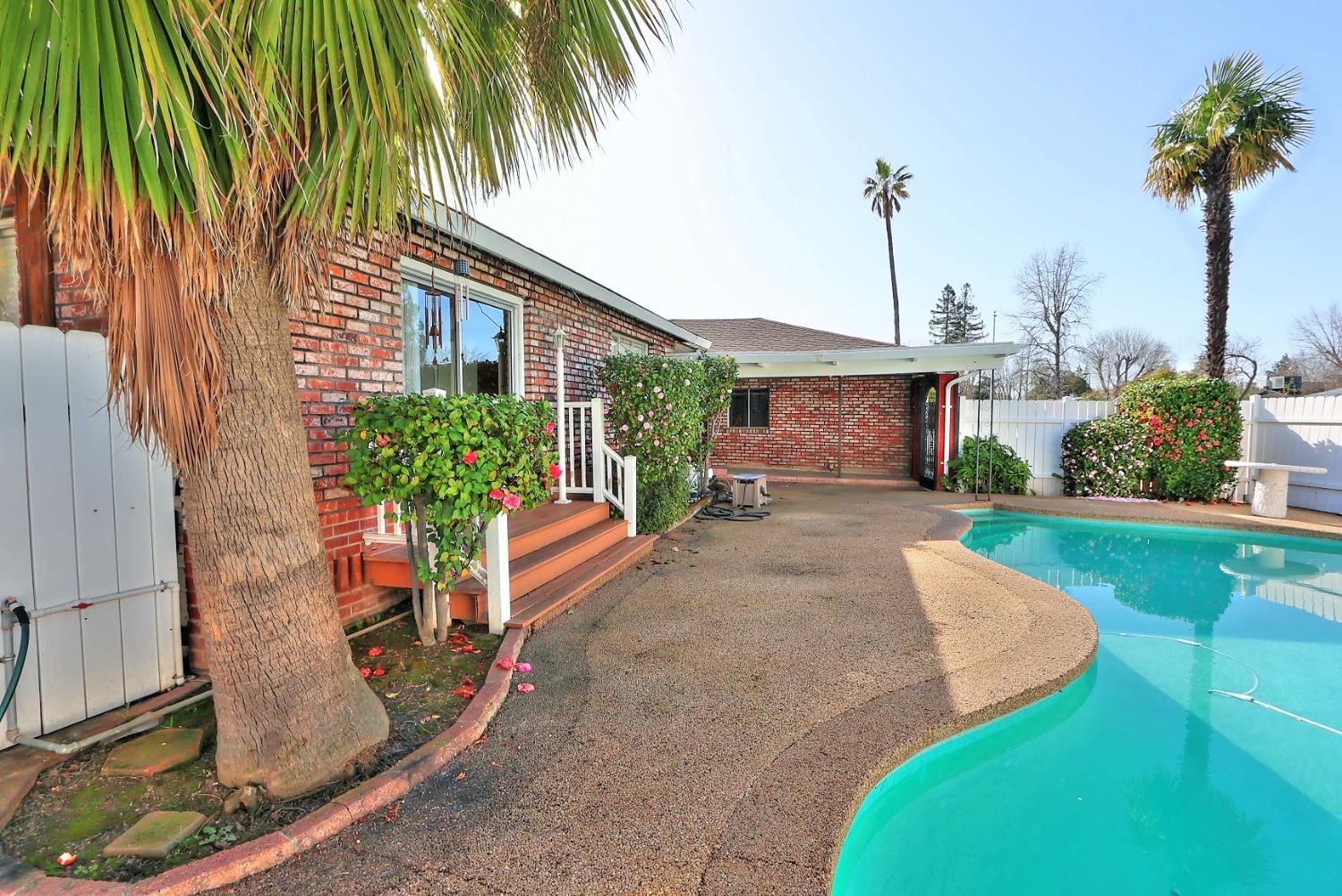 10612 Zibibba Way