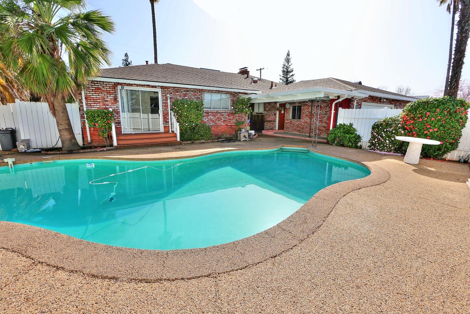 10612 Zibibba Way