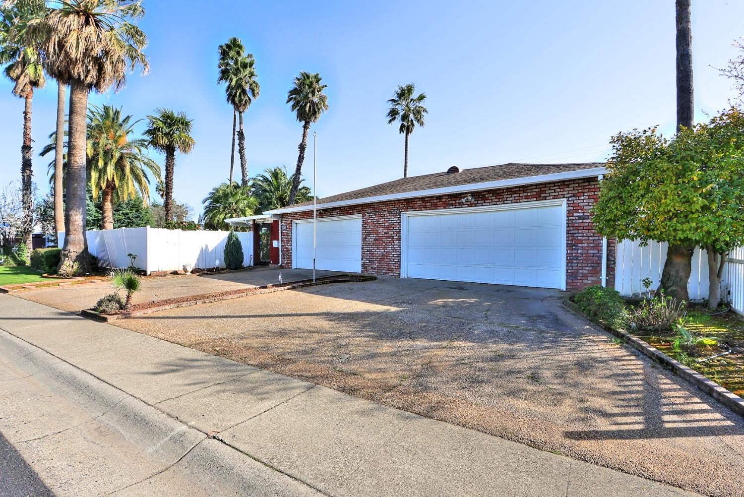 10612 Zibibba Way