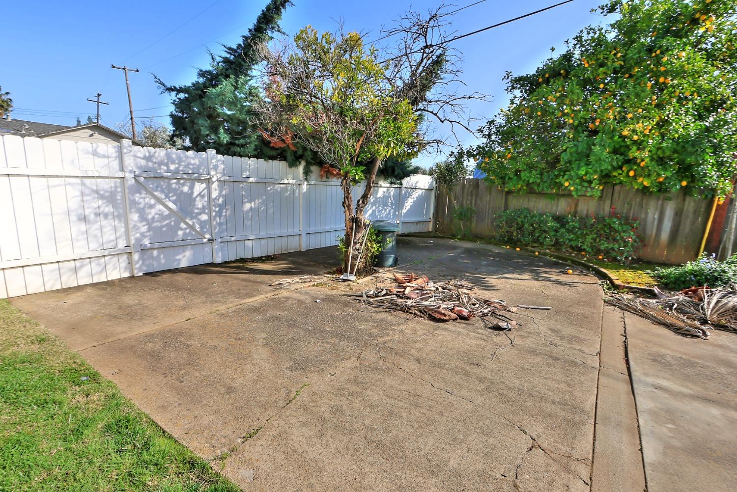 10612 Zibibba Way