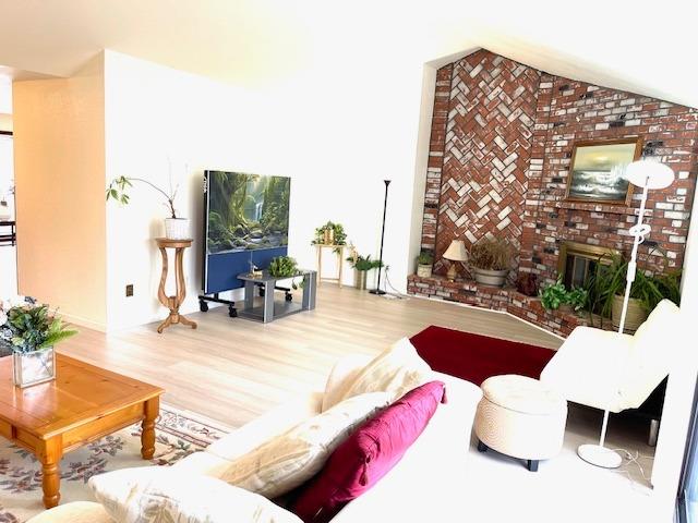 6265 Riverside Boulevard