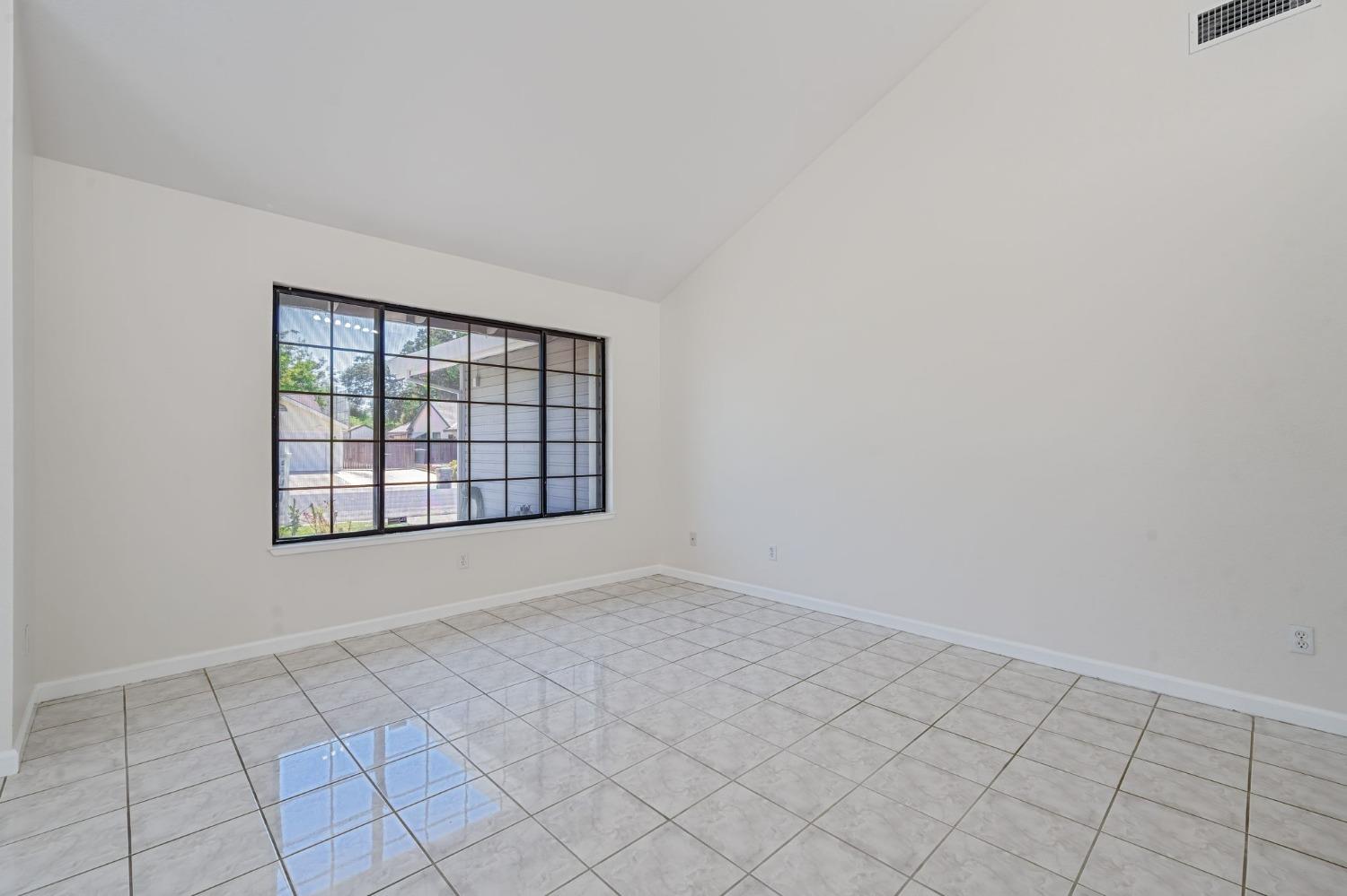 1441 Vista Creek Drive