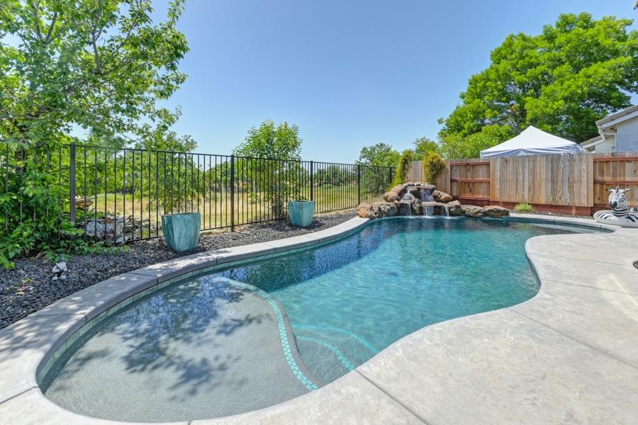 1201 Canvasback Circle